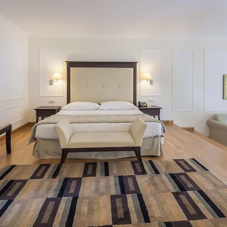 Готель Park Principe 4*